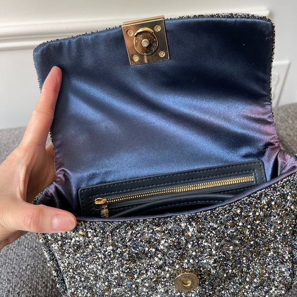 Elegant Tweed Chain Bag - Picture 7 of 9